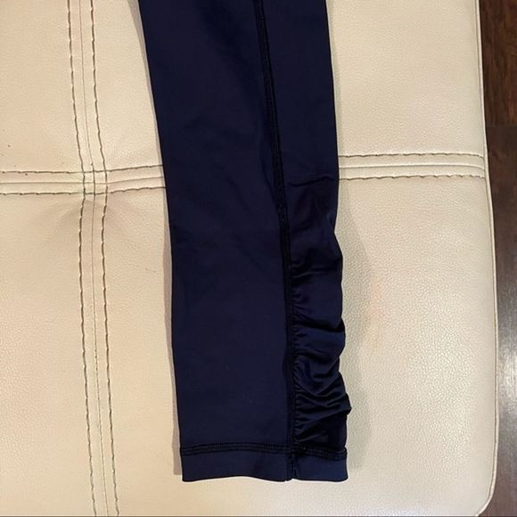 Lululemon Navy Leggings - Picture 3 of 7